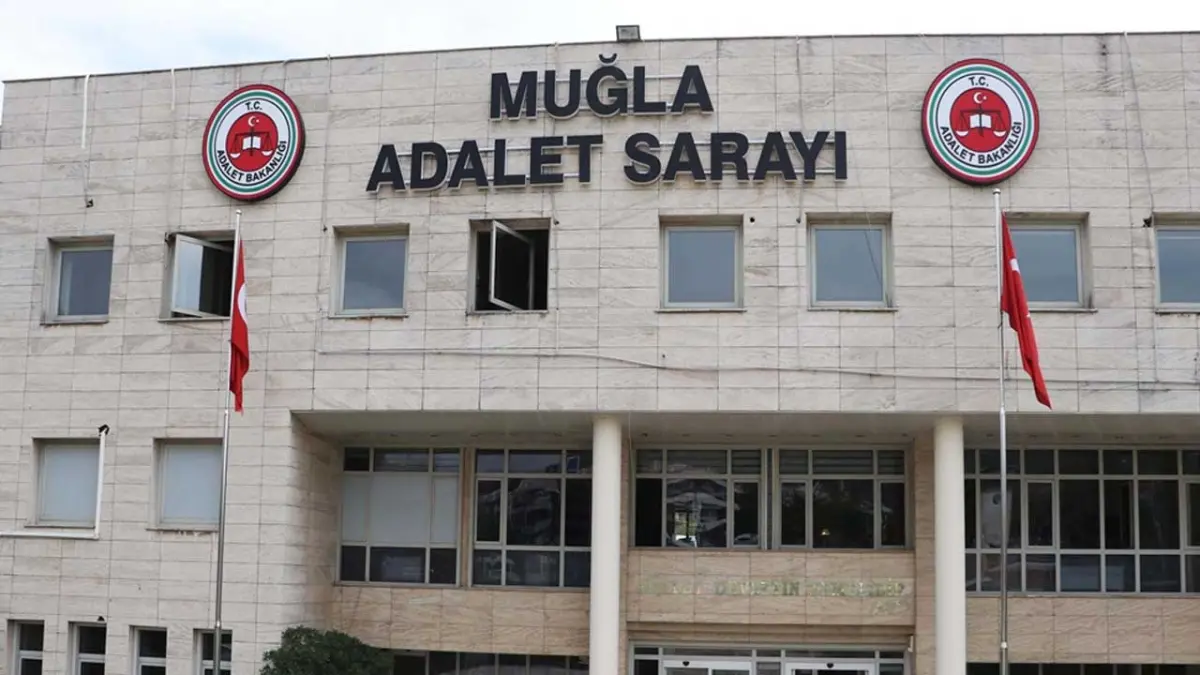 77 saatlik iz sürülerek yakalandı: 2 milyonluk "Sahte Polis" vurgunu! haberinin görseli