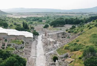 CHP’li Ösen’den Efes için sert tepki: Bu bir karşılama merkezi değil, rant kompleksi