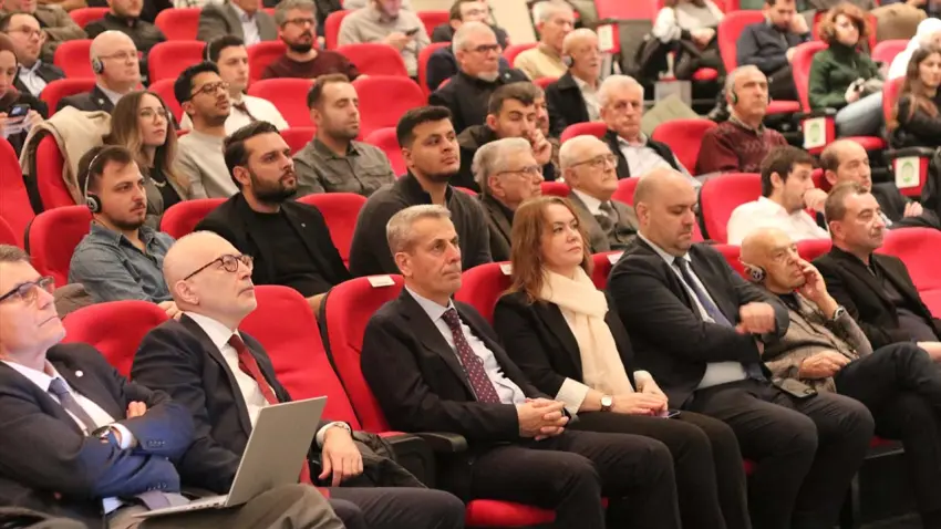 İzmir’de 16. Beton Prefabrikasyon Sempozyumu başladı