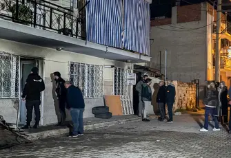 İzmir’de ev yangını faciası: 11 yaşındaki down sendromlu çocuk hayatını kaybetti