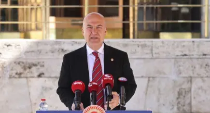 İzmir'de gözaltına alındıktan sonra fiarar eden şüpheliler CHP'li Bakan'ın gündeminde