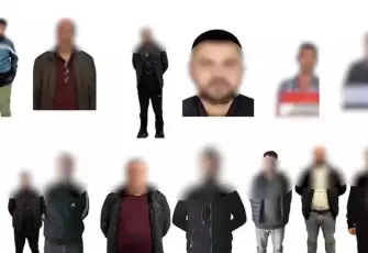 Kırmızı bültenle aranan 13 suçlu Türkiye'ye getirildi