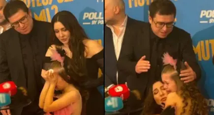 ‘Mutluyuz Mu?’ filminin galasında duygusal anlar: Çocuk oyuncu Damla Çolak gözyaşlarına boğuldu