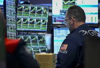 Piyasalarda kritik gün: Gözler Fed kararında, altın rekora doymuyor!