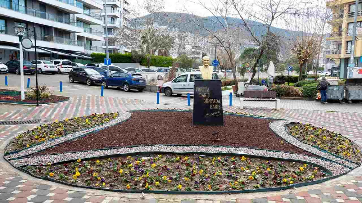 Narlıdere Belediyesi, ilçeyi estetik bir görünüme kavuşturuyor haberinin görseli