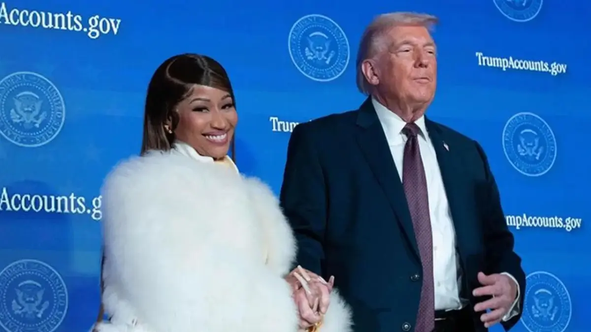 Nicki Minaj’dan Trump’a destek: El ele poz verdiler haberinin görseli
