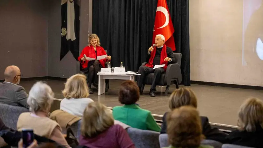 Nazım Hikmet doğum gününde Bornova’da anıldı