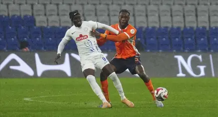 Başakşehir ile Rizespor 2-2 berabere kaldı