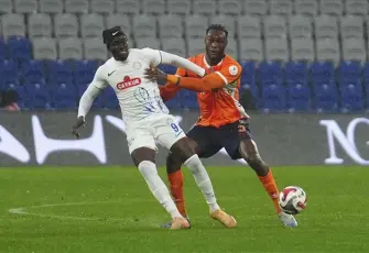 Başakşehir ile Rizespor 2-2 berabere kaldı