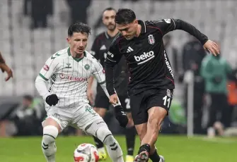 Beşiktaş geriden geldi, Dolmabahçe’de 3 puanı kaptı