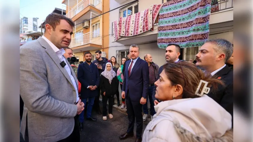 Buca’da sel ziyareti: Duman ve Güç zarar gören mahallelerde inceleme yaptı