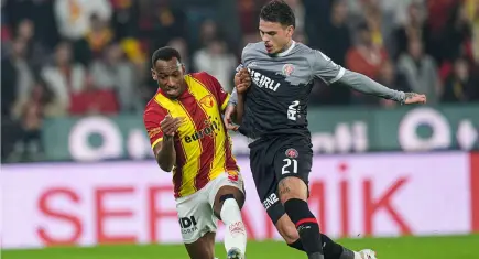 Göztepe geri döndü: Fatih Karagümrük’ü 2 golle geçti!