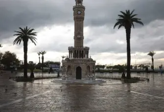İzmir Büyükşehir Belediyesi’nden kuvvetli yağış uyarısı