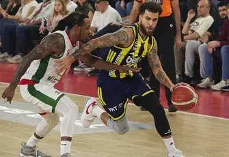 Karşıyaka’da kabus gecesi: Fenerbahçe’ye 36 sayı farkla yenildi 