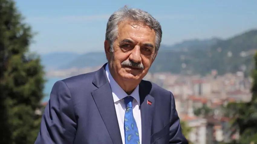 AK Parti'li Yazıcı: Türkiye yeni anayasa yapmalı