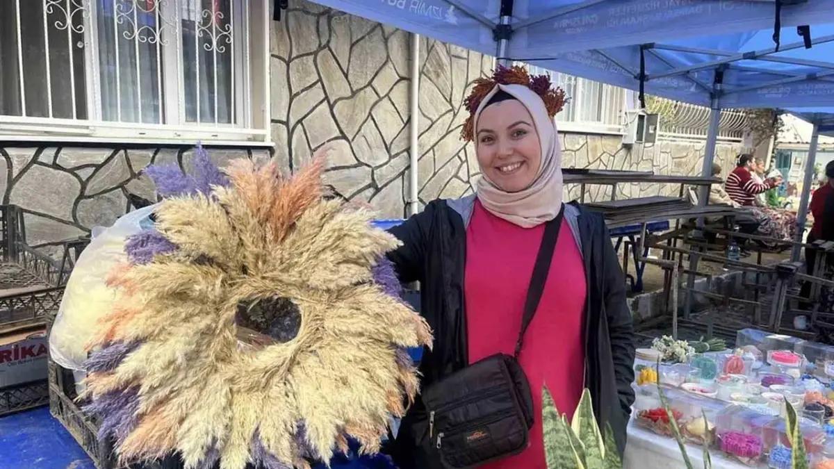 Bayındır’da sağanak, 'Nergis' aşkına engel olamadı haberinin görseli