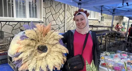 Bayındır’da sağanak, 'Nergis' aşkına engel olamadı