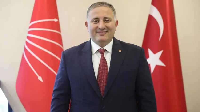 CHP Buca’da kazan kaynıyor:Çağdaş Kaya görevden alındı!