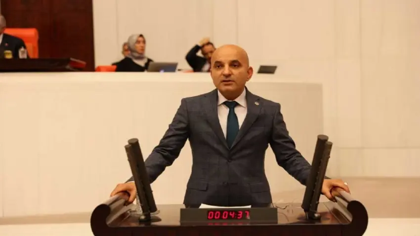 CHP’li Mahir Polat safını seçti: İyi ki seni tanımışım Tunç Soyer