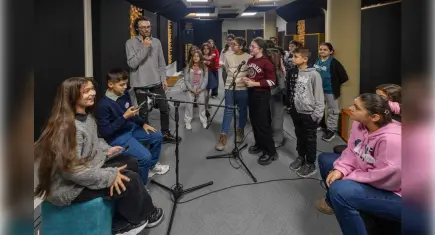 Çocuk Meclisi üyeleri Stüdyo Kültürpark’ta podcast kaydı yaptı