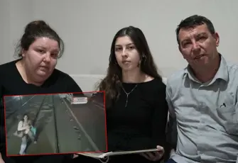 İzmir'de kızlarına tramvay çarpan acılı aileden Büyükşehir'in açıklamalarına tepki