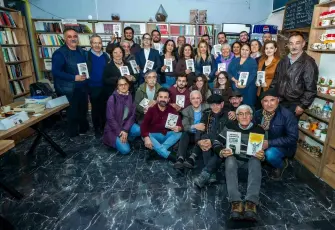 Merdan Yanardağ için imza günü: “Yalnız Değildir”