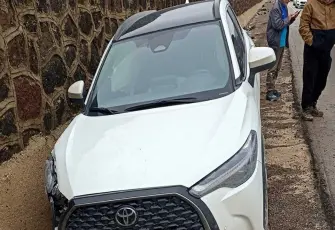 Otomobil ile hafif ticari araç çarpıştı: Çok sayıda yaralı var