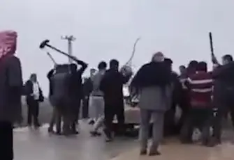 Şanlıurfa’da taşlı sopalı arazi kavgası kamerada