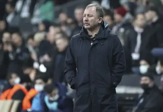 Sergen Yalçın: Beşiktaş’ın geleceğini düşünüyorum, kendi geleceğimi değil