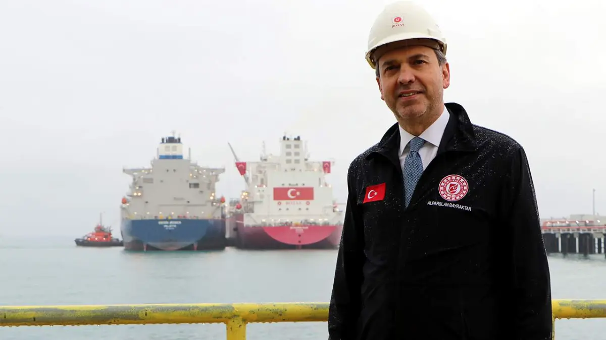 Türkiye, sıvılaştırılmış doğal gazda kapasitesini artırıyor haberinin görseli