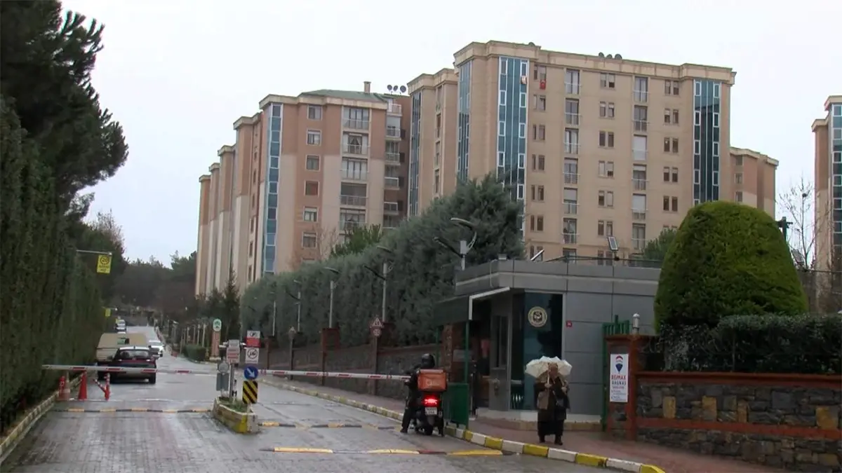 Çekmeköy’de asansör düştü: İki kabin arasına sıkışan işçi hayatını kaybetti haberinin görseli