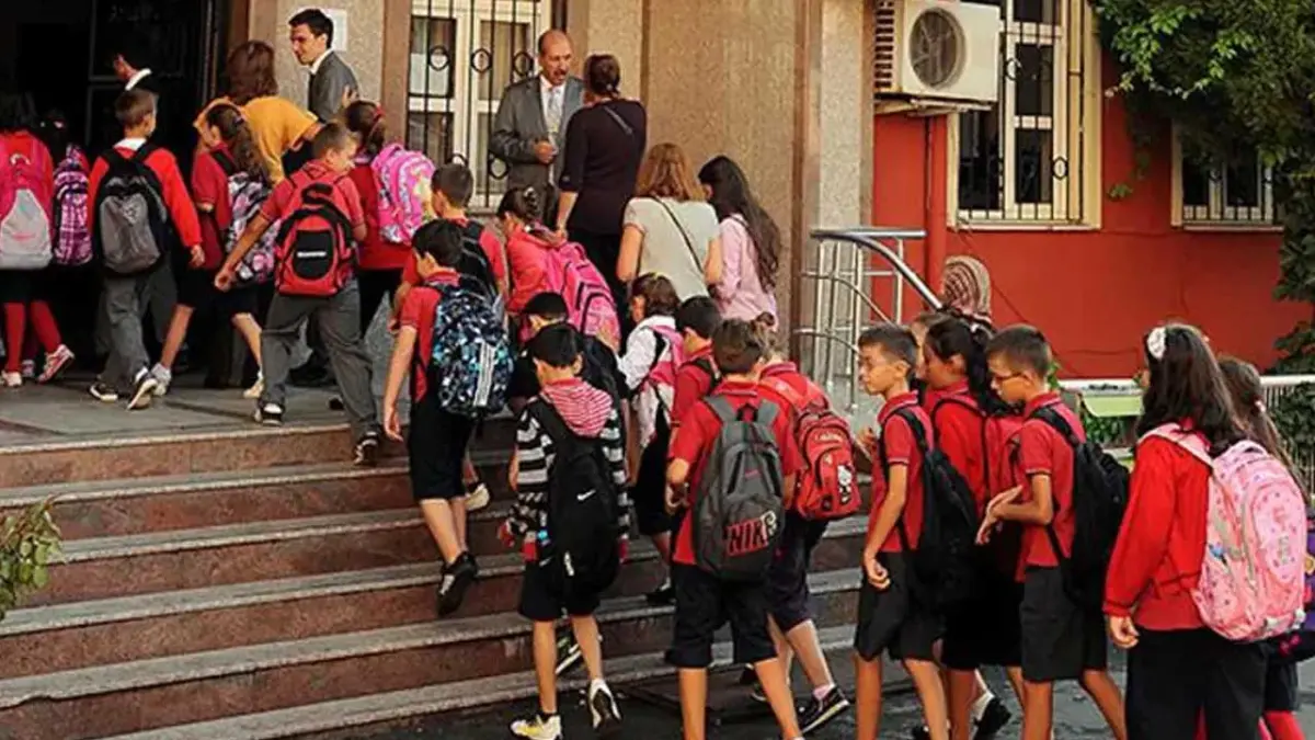 Deprem felaketinin 3. yılı. Kahramanmaraş'ta eğitime ara verilecek haberinin görseli