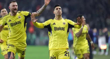 Fenerbahçe hata yapmadı! Zorlu deplasmanda 3 puan aldı