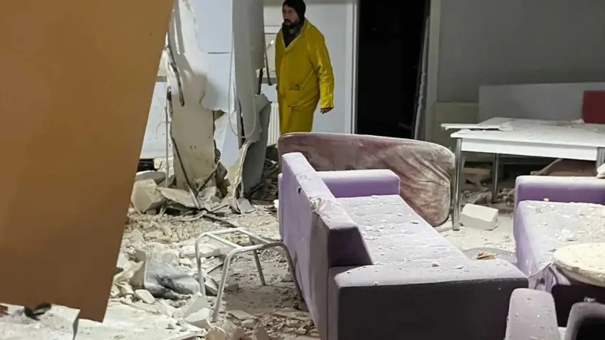 Kız öğrenci yurdunda patlama: 35 ğğrenci tahliye edildi haberinin görseli