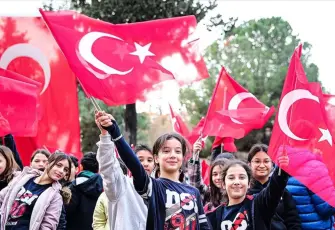 Okullarda ikinci dönem heyecanı: 18 milyon öğrenci için ilk ders zili çaldı