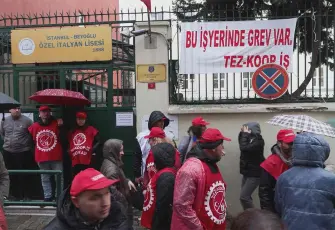 Özel İtalyan Lisesi'nde iş bırakma eylemi: 14 Türk öğretmenden grev kararı