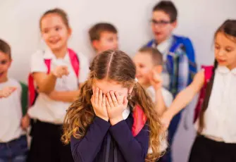 Uzman psikologdan akran zorbalığı uyarısı: Aileler farkında olmadan zemin hazırlayabiliyor