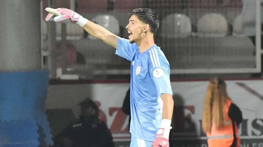 Altınordu'da kaleci Arif geri dönüyor haberinin görseli