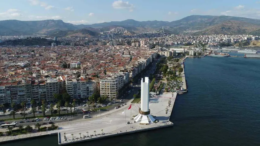 Karşıyaka Belediyesi, yapı ruhsatı işlemlerini dijital ortama taşıyor