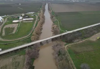 Yağışlar Gediz Nehri’ne can suyu oldu