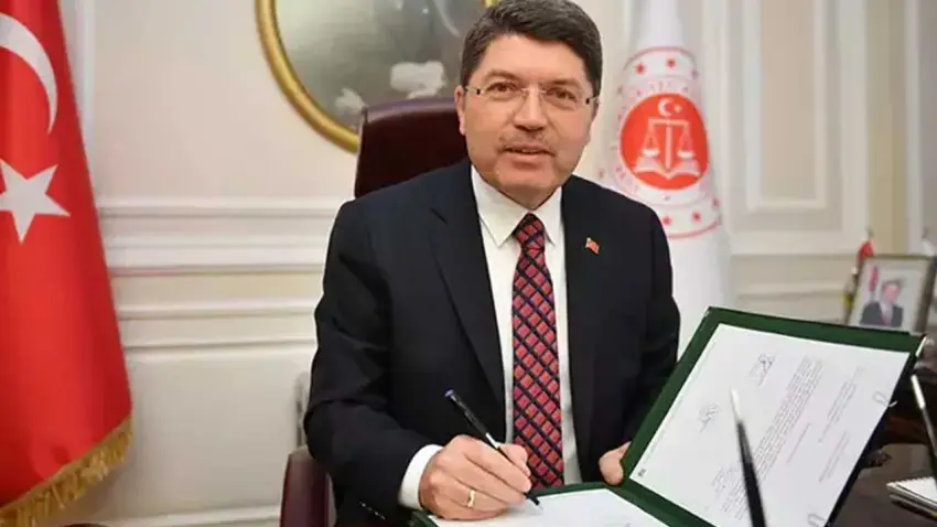 Bakan Tunç açıkladı: Milas’ta eş cinayetinde şüpheli tutuklandı haberinin görseli