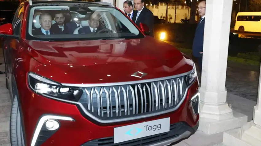 Cumhurbaşkanı Erdoğan, Sisi'ye Togg hediye etti haberinin görseli