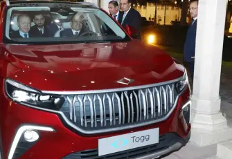 Cumhurbaşkanı Erdoğan, Sisi'ye Togg hediye etti