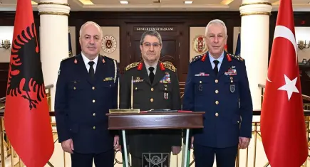 Genelkurmay Başkanı Bayraktaroğlu, Arnavutluk Hava Kuvvetleri Komutanı’nı kabul etti
