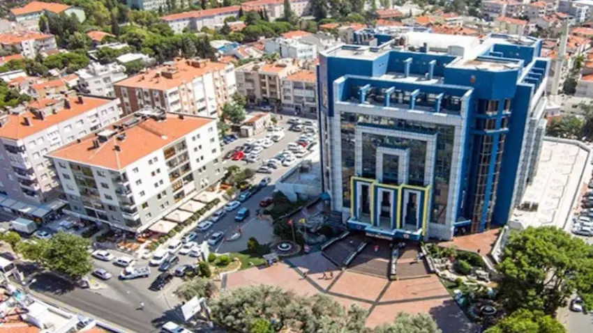 Buca Belediyesi'nden gözaltı açıklaması: "28 kişinin 11'i personelimiz"