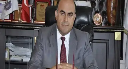 Eski belediye başkanı evinde baltalı saldırıya uğradı: Katil zanlısı oğlu çıktı