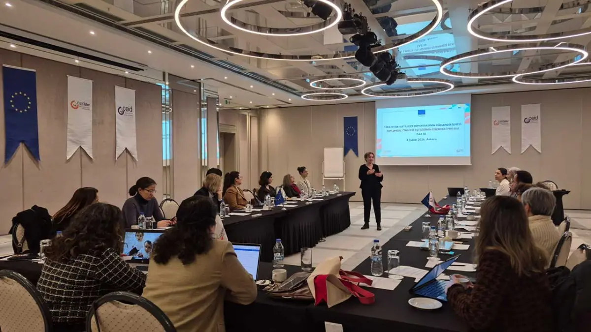 İşyerinde şiddetle mücadelede işverenlere çağrı haberinin görseli