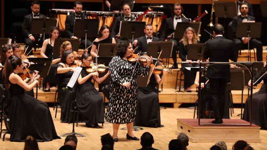 İzmir Oda Orkestrası’ndan “Romantizmin İki Yüzü” Konseri