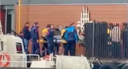 Karaköy İskelesi'nde denizde kadın cesedi bulundu