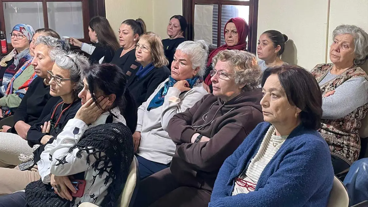 Türkiye'den Yunan adalarına 1 milyon 119 bin 472 ziyaretçi başlıklı video haberin görseli